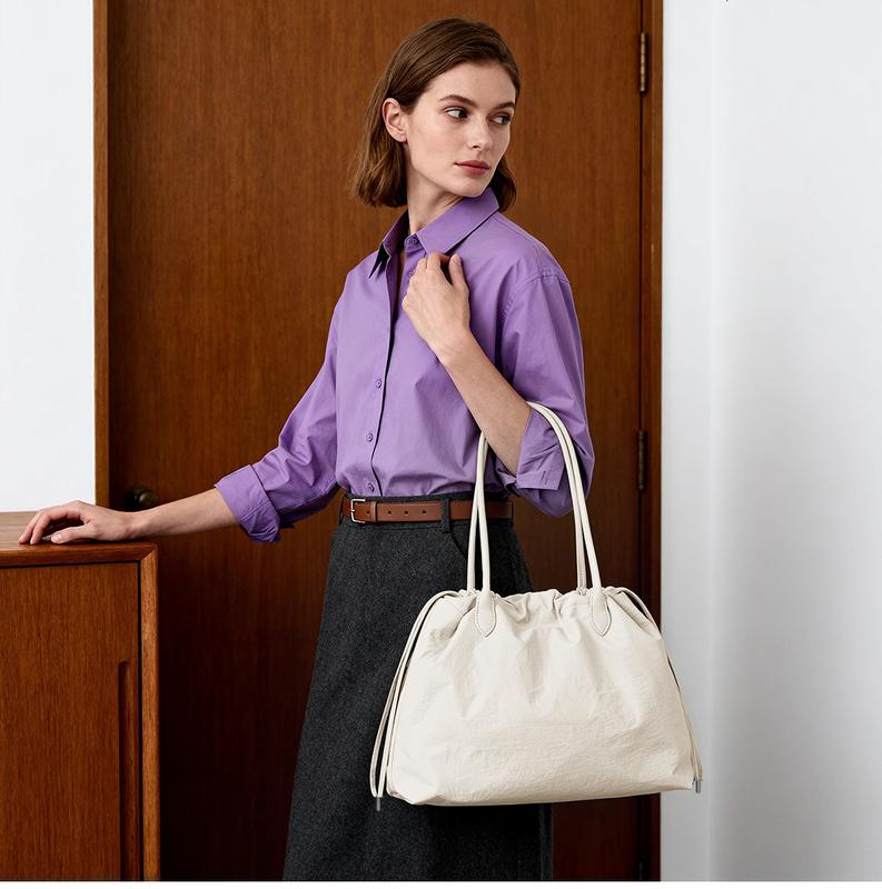 🎒 The All-Day Tote | Your Office-to-Adventure Companion